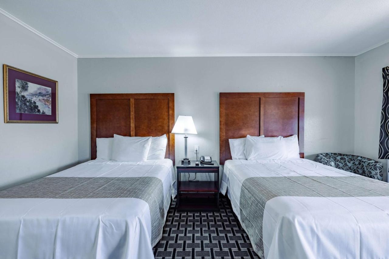 Travelodge By Wyndham Jackson I-40 Exit 82 Dış mekan fotoğraf